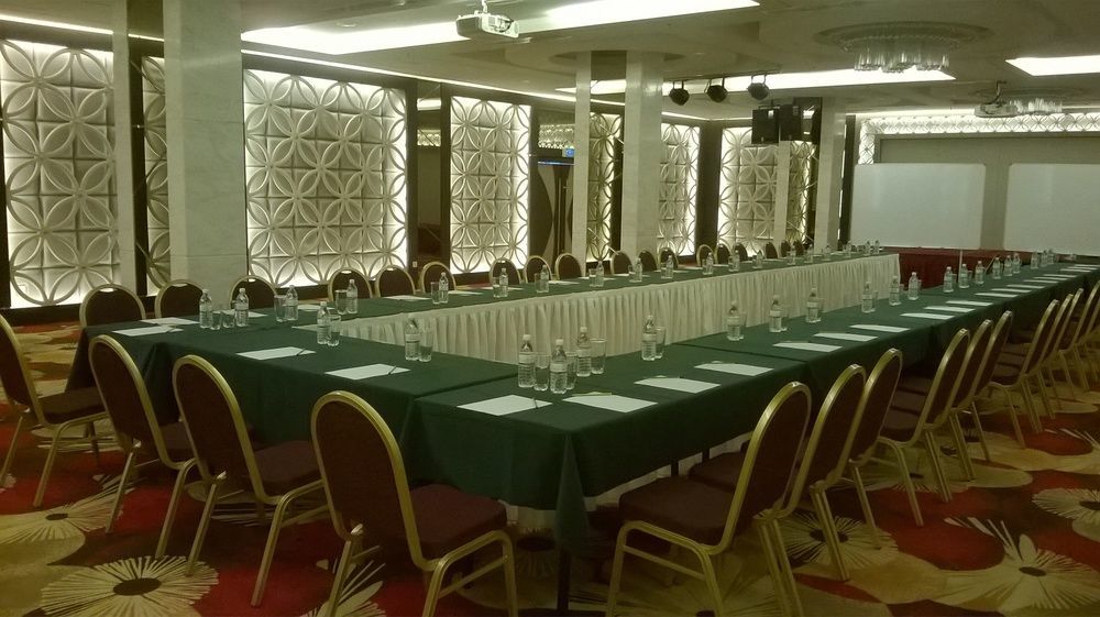 Promenade Hotel Бинтулу Экстерьер фото