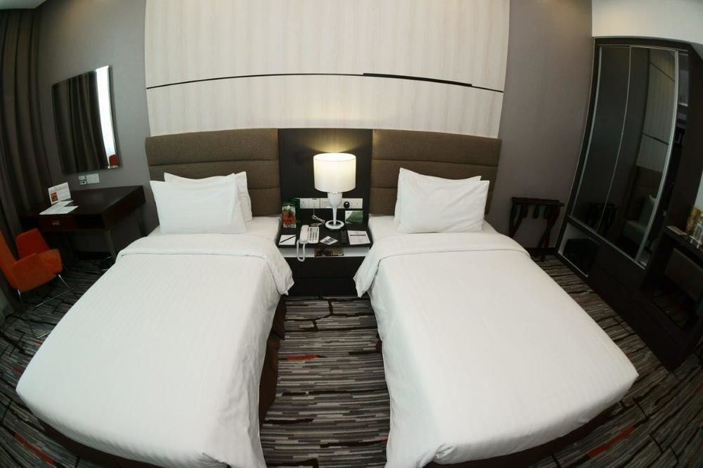 Promenade Hotel Бинтулу Экстерьер фото